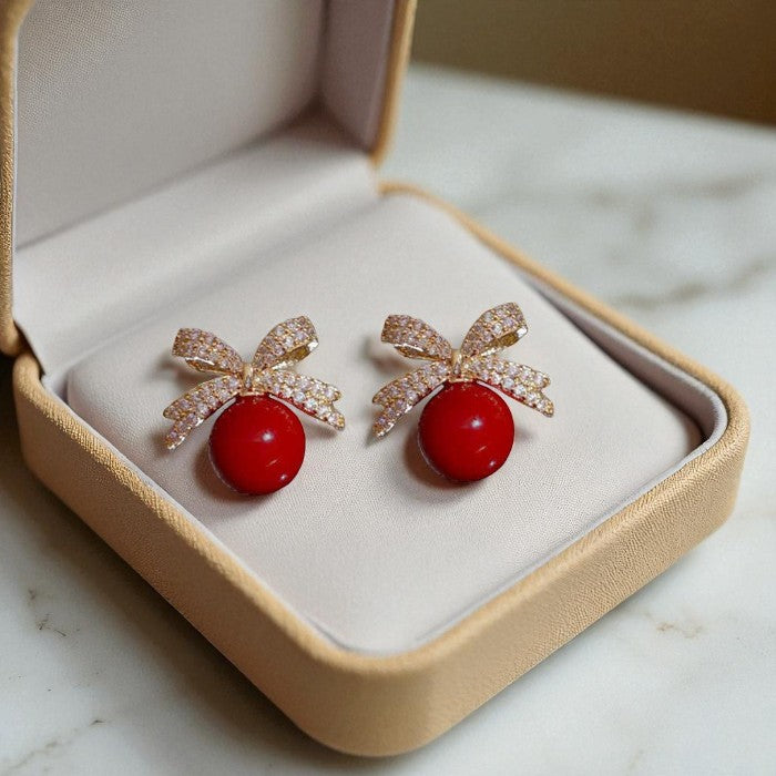 Golden Bow Pearls